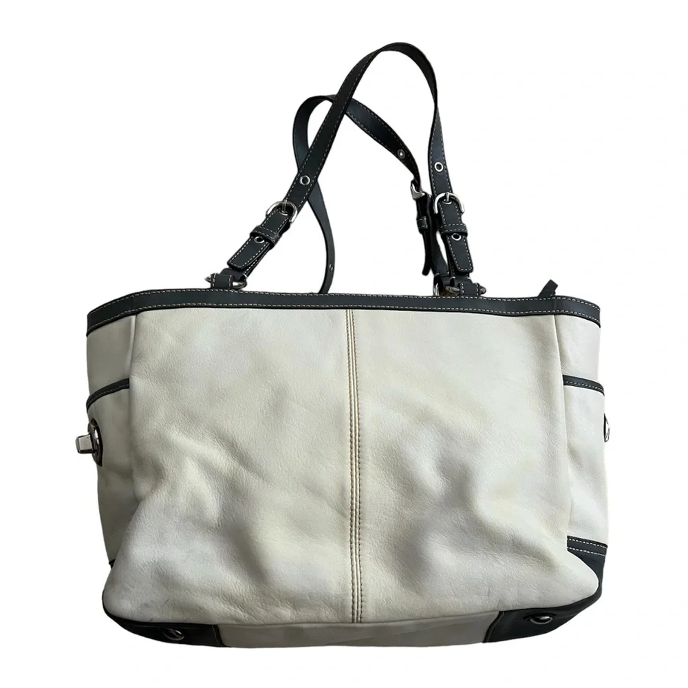 Coach East West Pleated Gray & White Tote Bag with Dust Bag - Picture 2 of 12